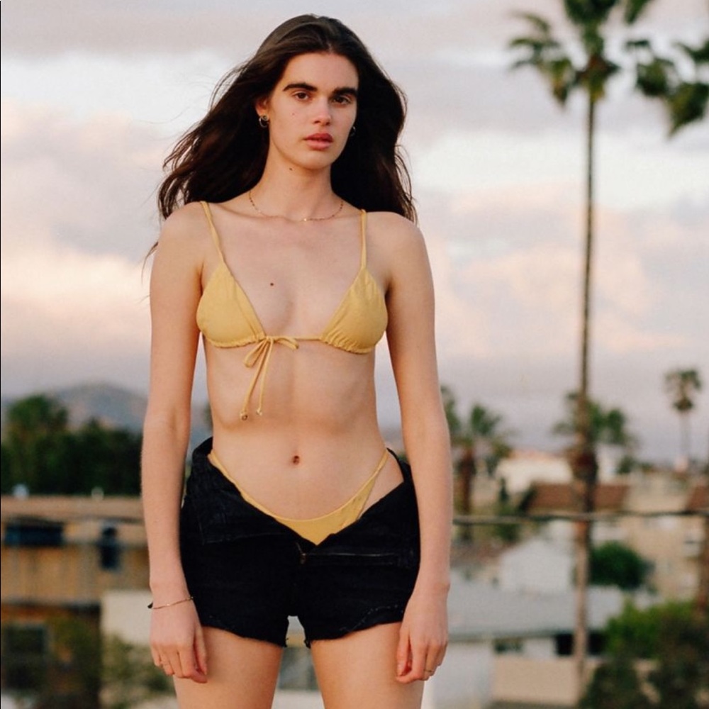 Urban Outfitters Girlfriend Denim Black Shorts 26